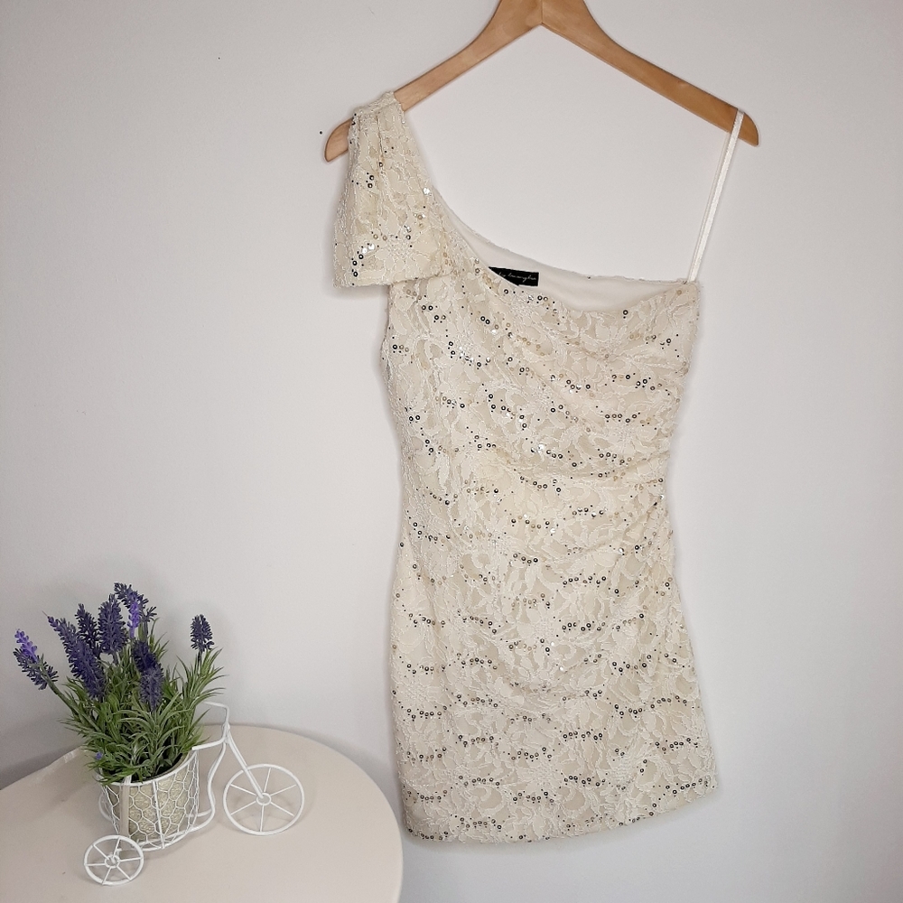 City Triangles one shoulder lace sequin dress 7 - Picture 2 of 5
